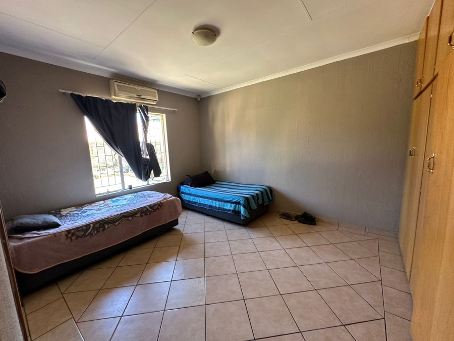 3 Bedroom Property for Sale in Waterval East North West